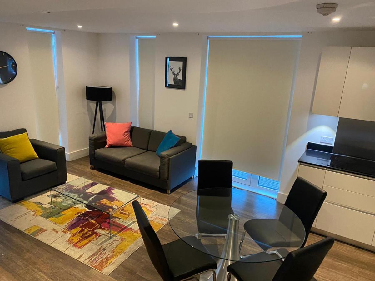 Apartment High View Two Bedroom In Woolwich