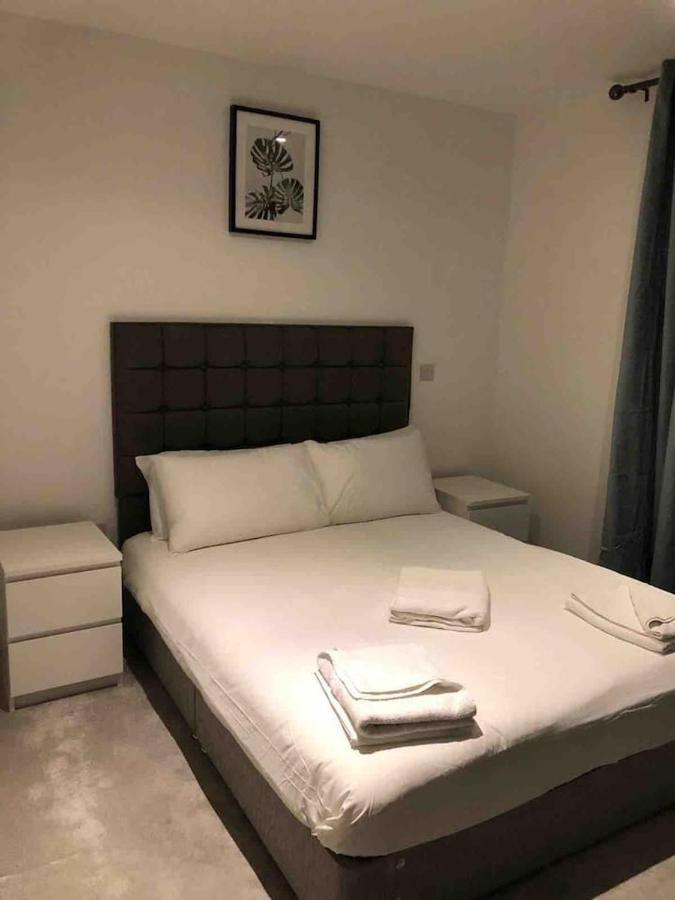 Apartment High View Two Bedroom In Woolwich London