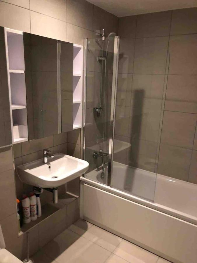 Apartment High View Two Bedroom In Woolwich