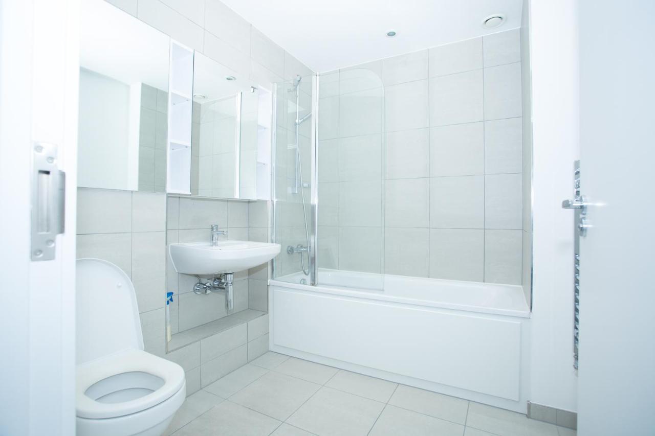 High View Two Bedroom In Woolwich
