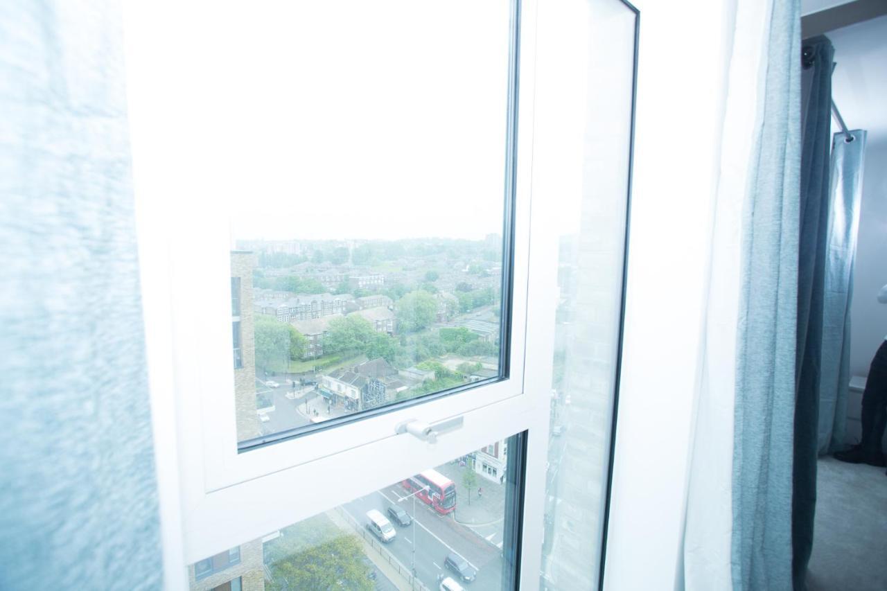 High View Two Bedroom In Woolwich
