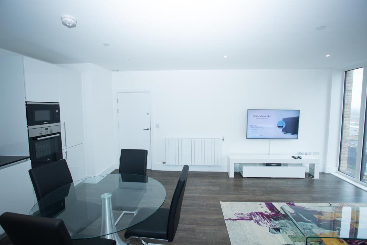 High View Two Bedroom In Woolwich London
