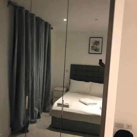 High View Two Bedroom Apartment In Woolwich London Exterior photo