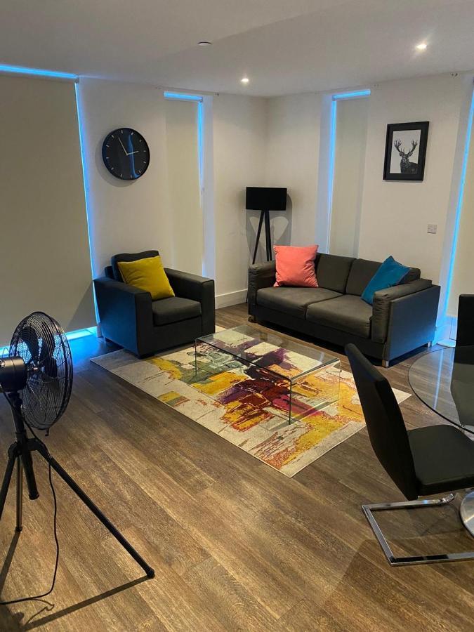 High View Two Bedroom In Woolwich Apartamento